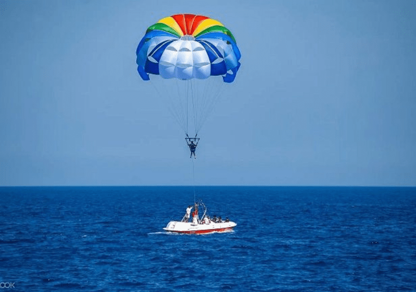 Parasailing in Andaman